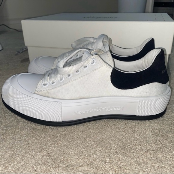 Alexander McQueen deck plimsoll sneakers SIZE EURO 40/US 9 - Picture 1 of 6